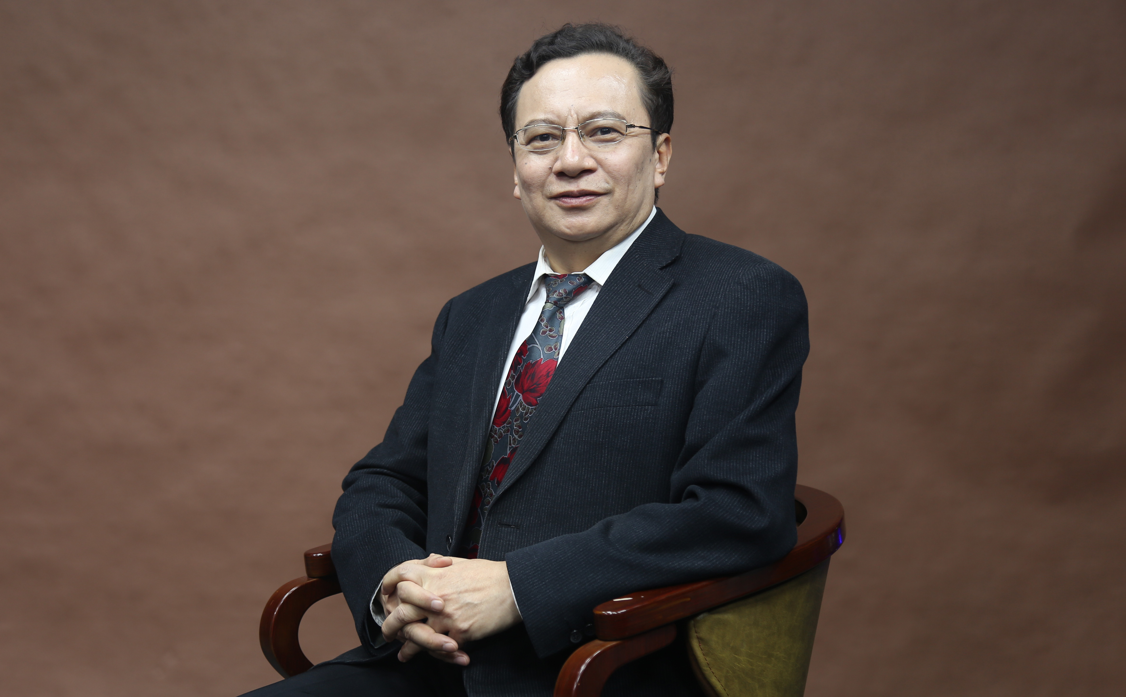吴春明:资本金融专家